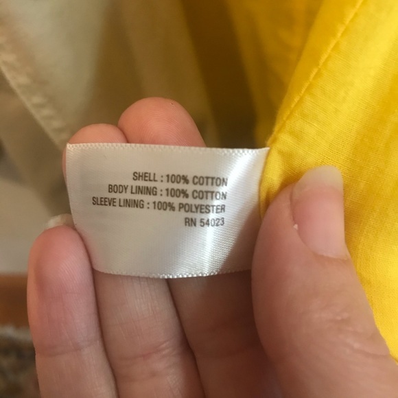 Old Navy belted trench coat - size small - Picture 6 of 8